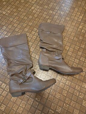 Classic Brown Women's Slouch Riding Boots